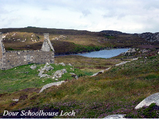 Dour_Schoolhouse_Loch